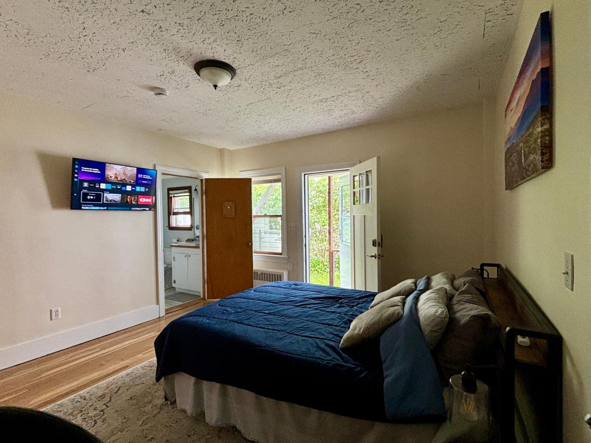 Traveler'S Den In Medford公寓 外观 照片